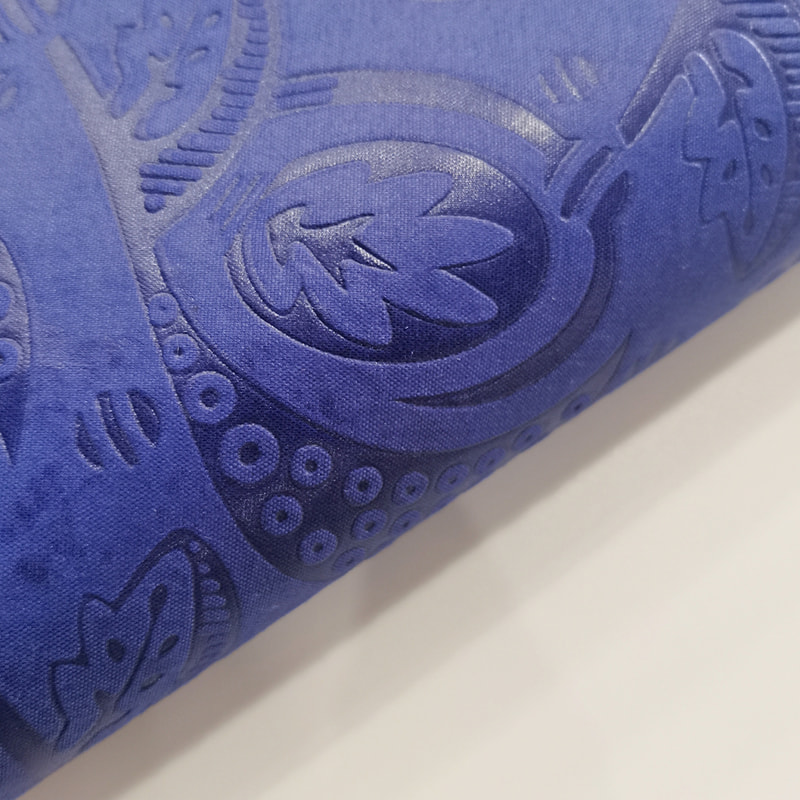 TMIE-08-2-3 115GSM %100 Polyester Yüksek Yoğunluklu Yüksek Sayıda Boyalı Geometri Desenli Kabartmalı Poli Poplin Kumaş