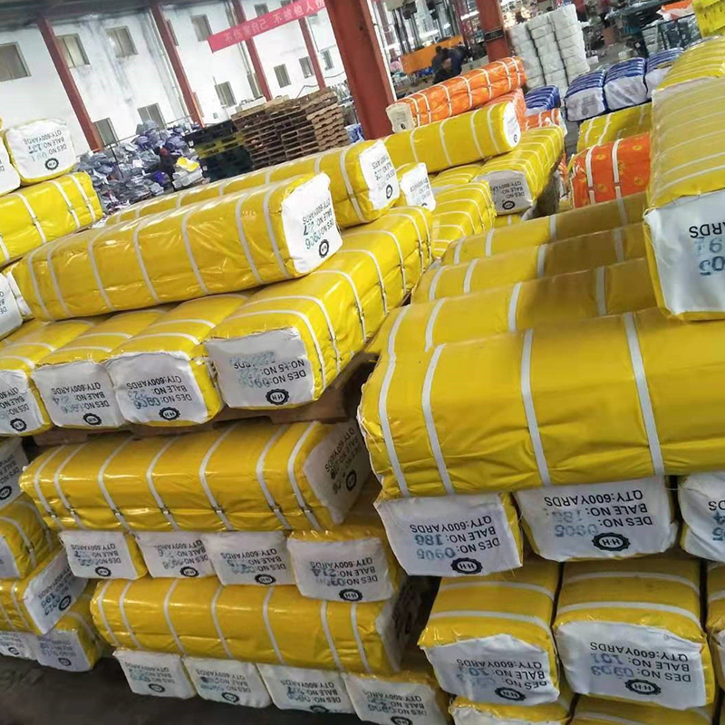 TMIE-06-7 Dar Genişlik Kumaş Yüksek Yoğunluklu 95gsm 100gsm 105gsm 110gsm 115gsm Polyester Baskı Balmumu Kumaş